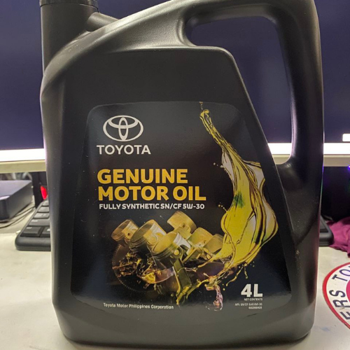 Toyota Genuine Motor Oil Fully Synthetic SN/CF 5W-30 (4 Liters)